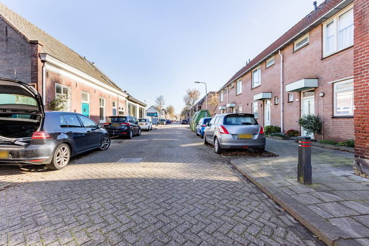 View photo 29 of Van Hogendorpstraat 89-A