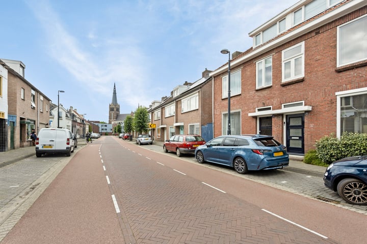 View photo 31 of Heezerweg 67