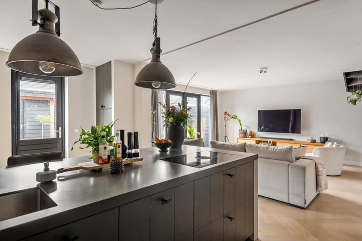 Foto 16 van Stationsweg 1-A