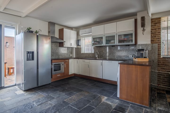 Foto 11 van Klapstraat 111