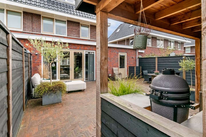 Foto 47 van Stationsweg 1-A