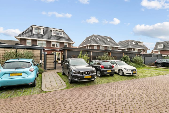 Foto 52 van Stationsweg 1-A