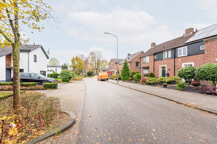 Bekijk foto 36 van Veldstraat 120