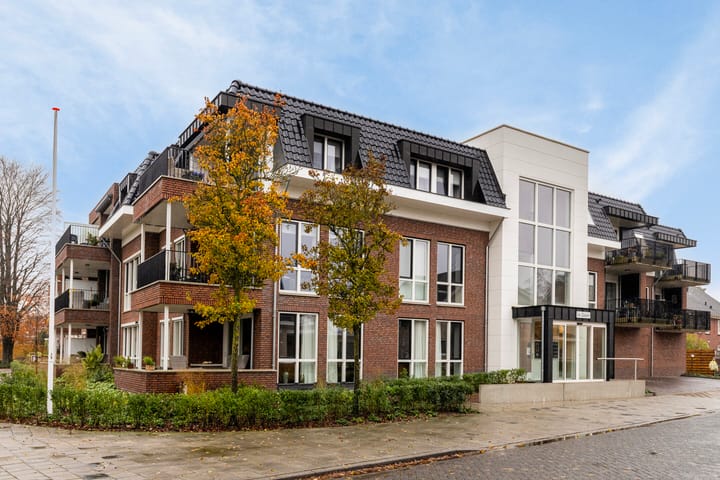 Foto 8 van Spoorstraat 34