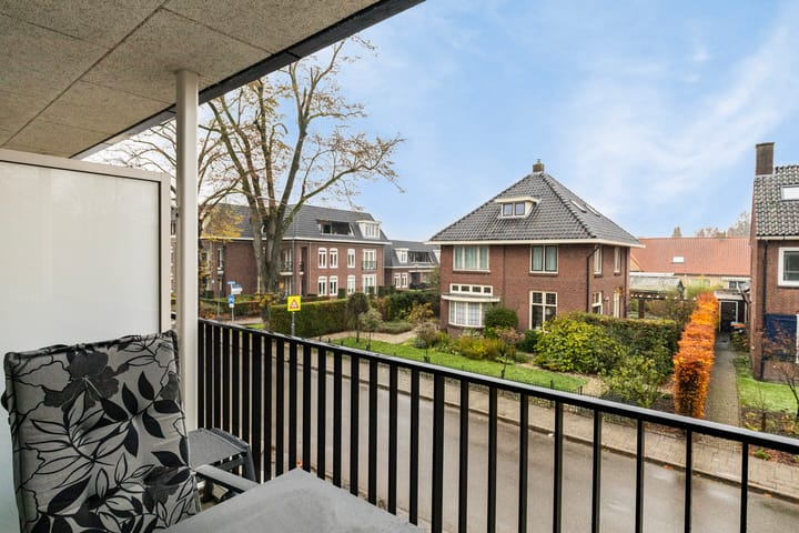 Foto 19 van Spoorstraat 34