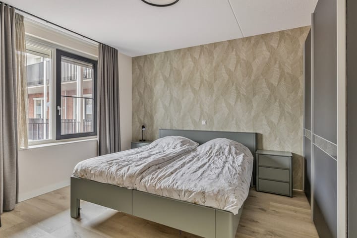 Foto 24 van Spoorstraat 34