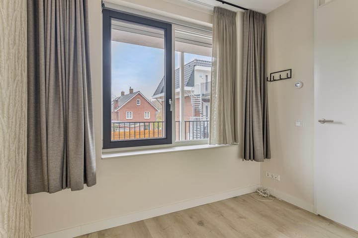 Foto 29 van Spoorstraat 34