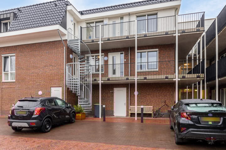 Foto 30 van Spoorstraat 34