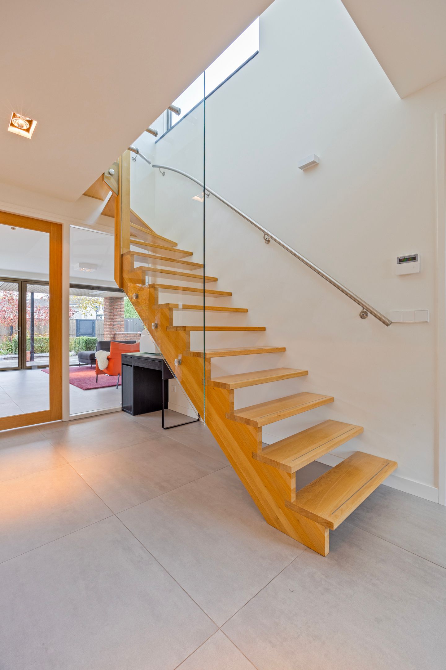 Foto 10 van van Ambestraat 10