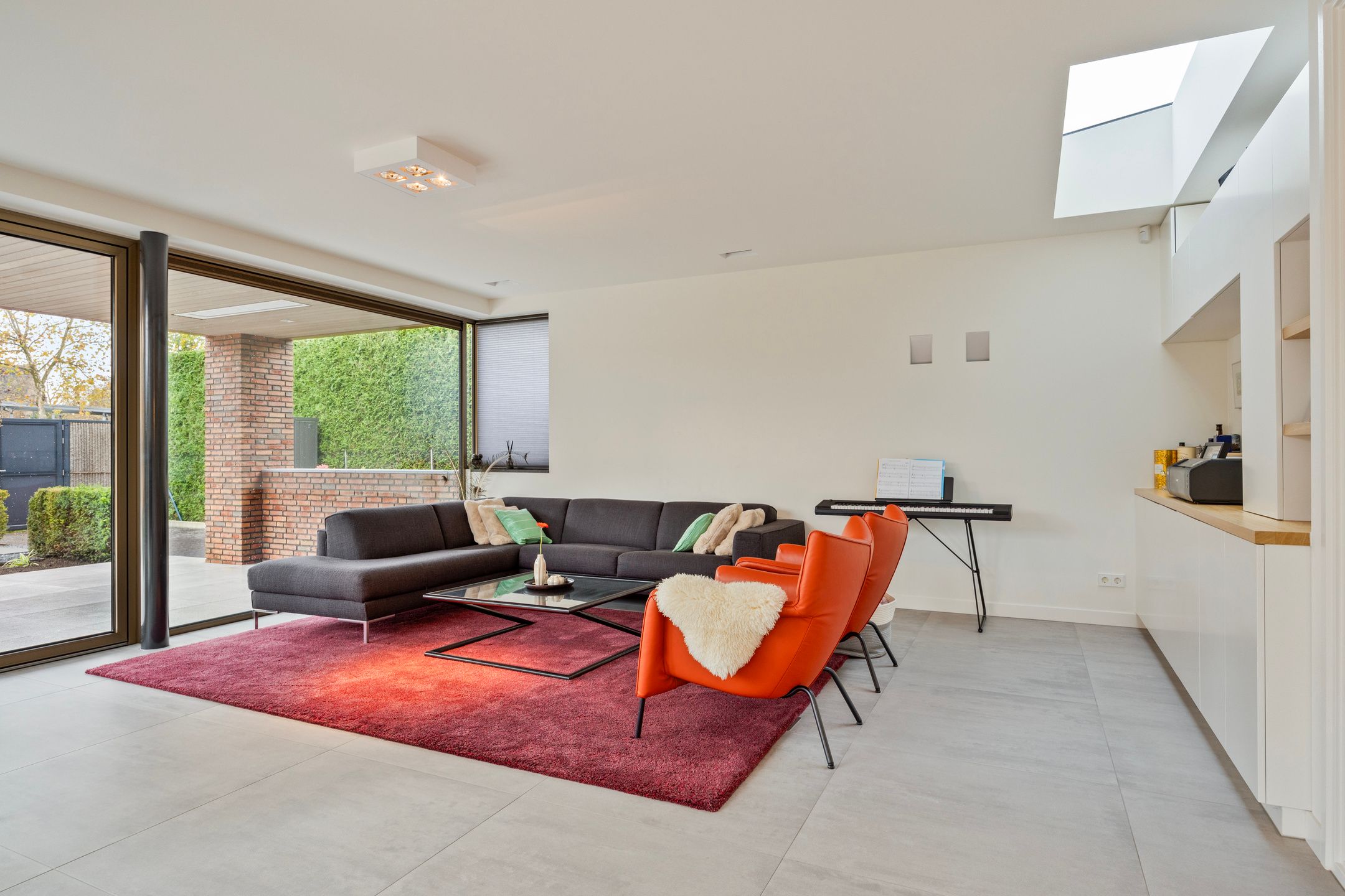 Foto 12 van van Ambestraat 10