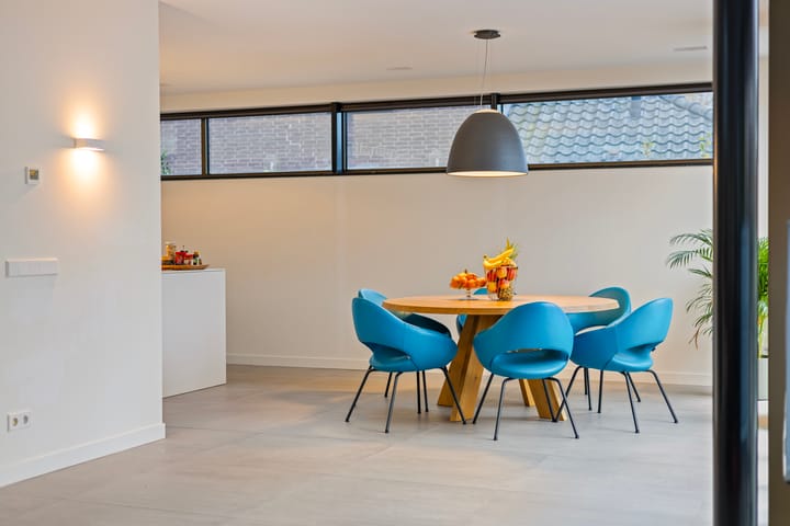 Foto 24 van van Ambestraat 10