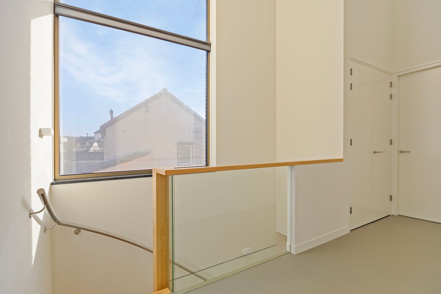 Foto 29 van van Ambestraat 10