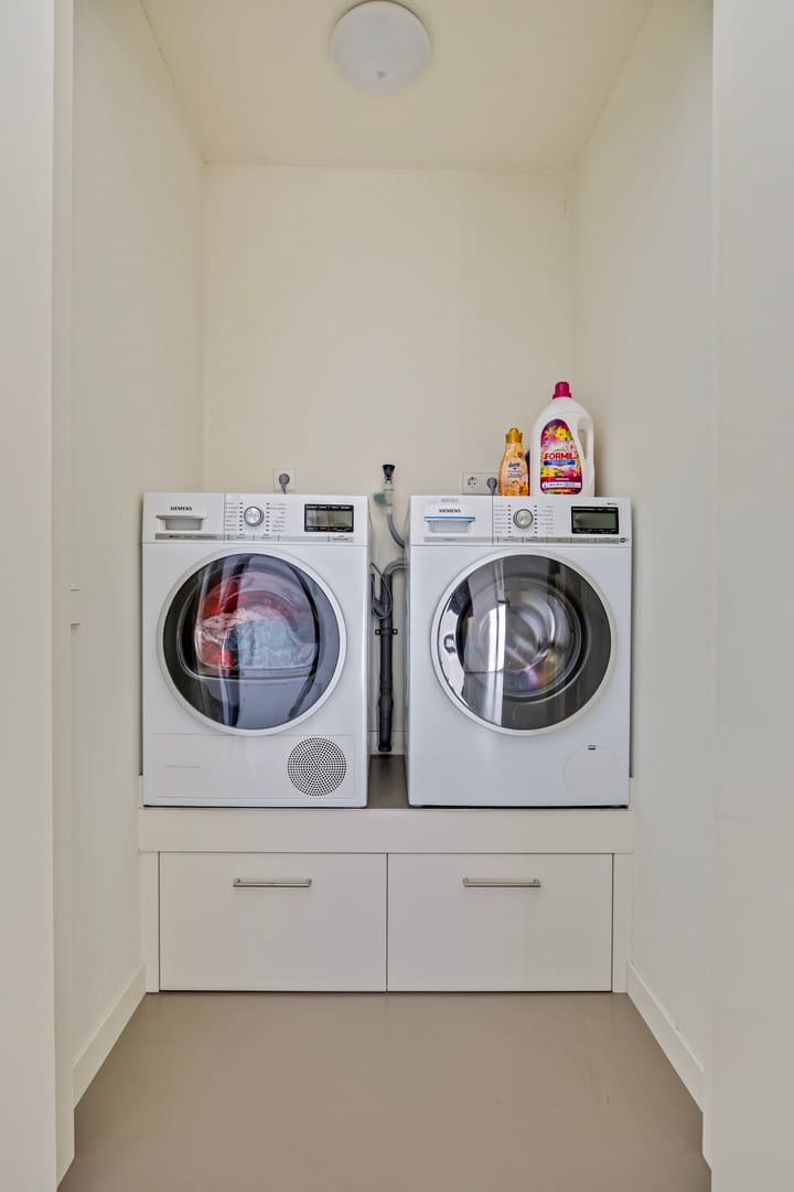 Foto 31 van van Ambestraat 10