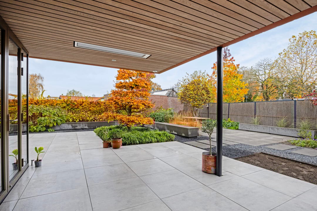 Foto 47 van van Ambestraat 10