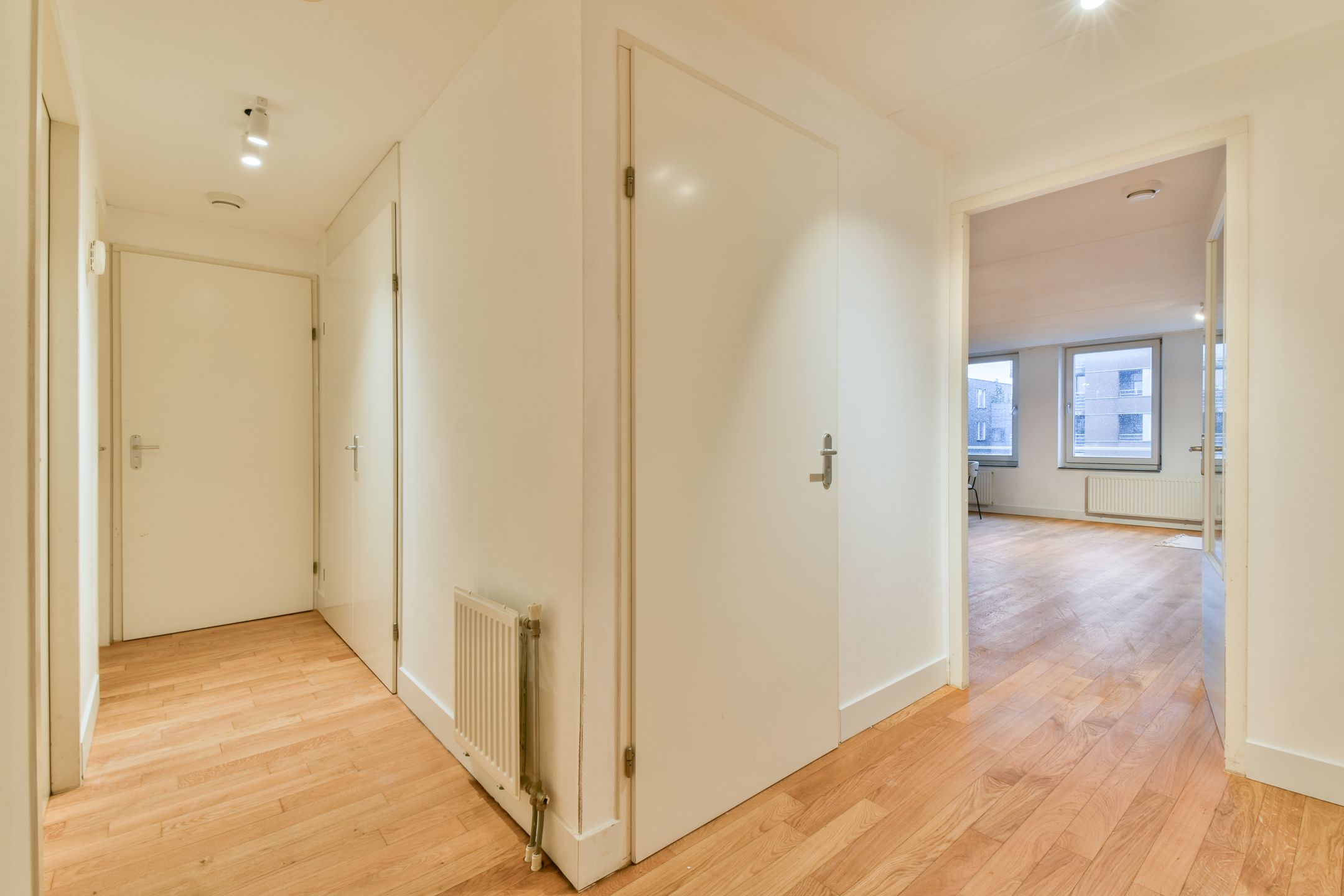 Foto 30 van Valkenburgerstraat 186-L