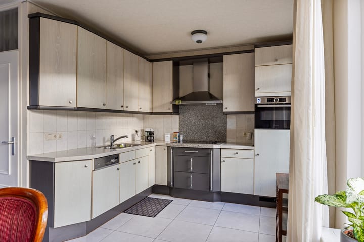 Foto 15 van de Uilenburg 14