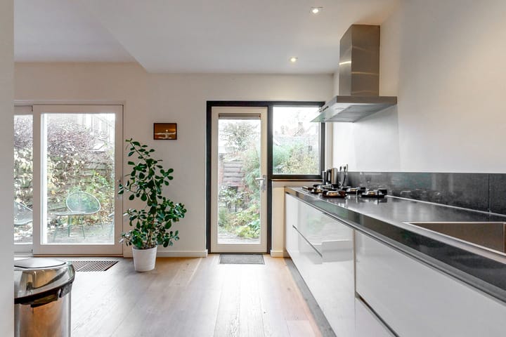 Foto 14 van Roomburgerlaan 22