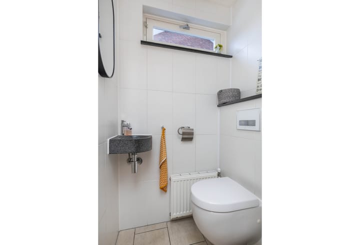 Foto 3 van Maarten Trompstraat 8