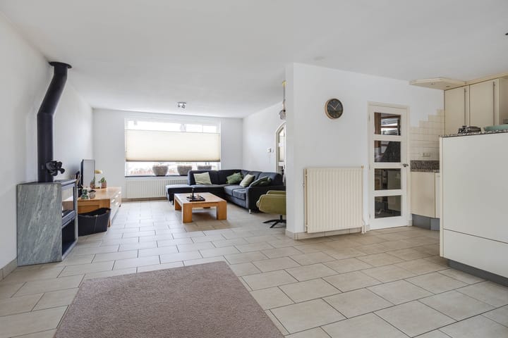 Foto 6 van Maarten Trompstraat 8