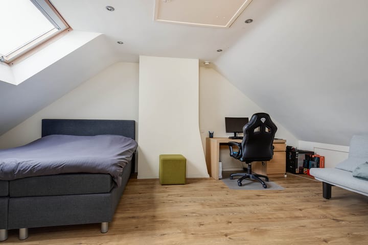 Foto 31 van Maarten Trompstraat 8