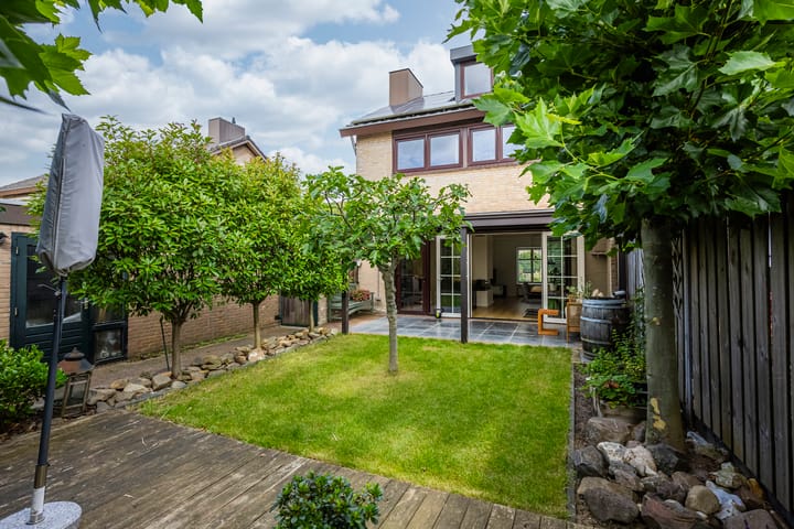 Foto 19 van Paul van Ostaijenstraat 5