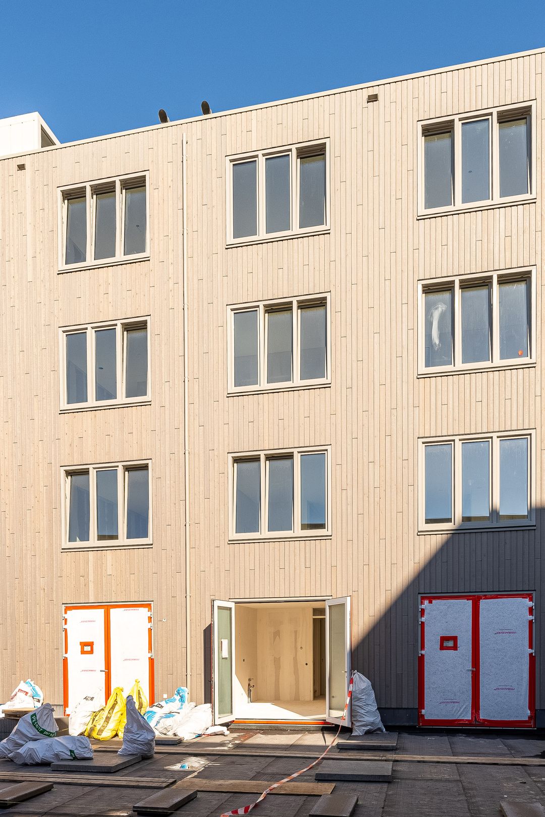 Photo 47 of Albertina Sisulupad 76