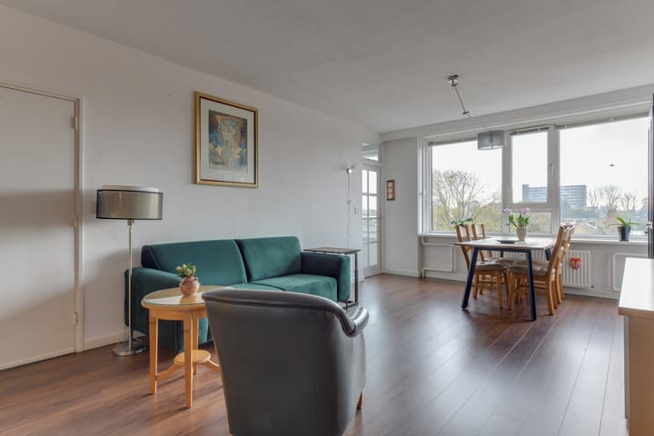 Photo 10 of Jan van Goyenstraat 176