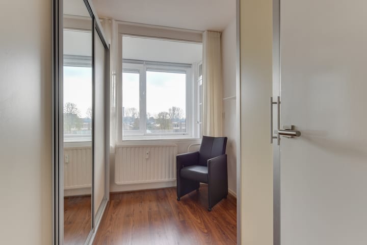 Photo 29 of Jan van Goyenstraat 176