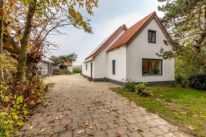 Foto 1 van Middelweg 10