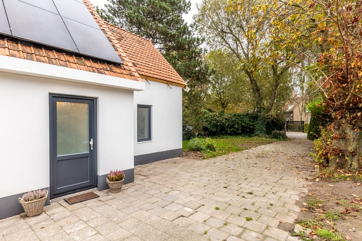 Foto 9 van Middelweg 10