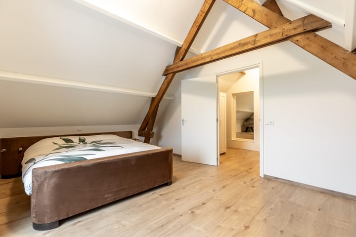 Foto 28 van Middelweg 10