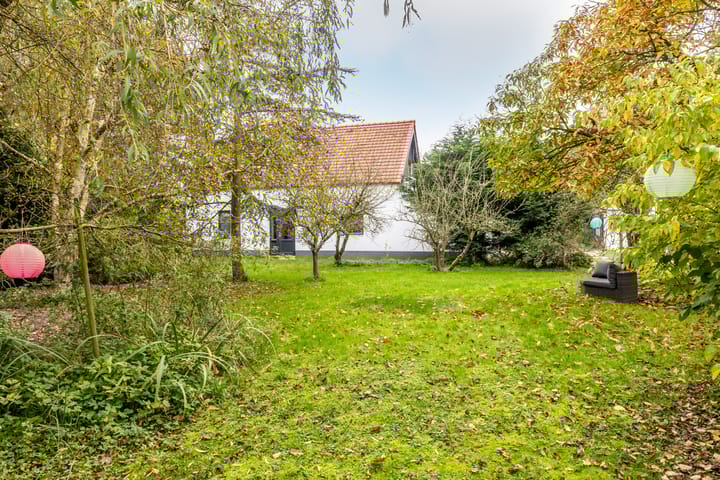 Foto 33 van Middelweg 10