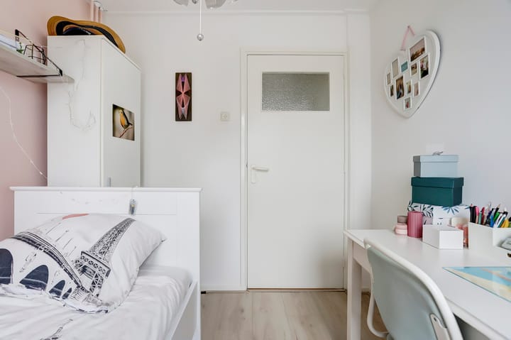 Foto 15 van Kamperfoeliestraat 10