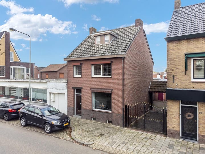 Foto 25 van Hovenstraat 49