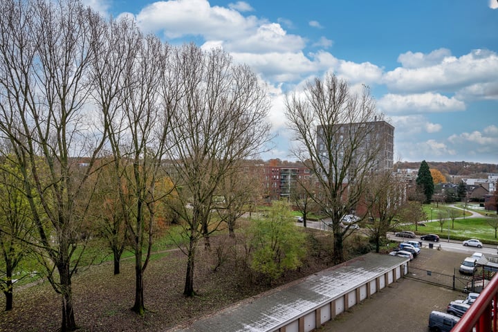 Bekijk foto 29 van Rijnbeekstraat 93