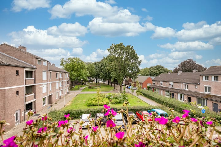 Photo 2 of Sint Sebastiaanstraat 39