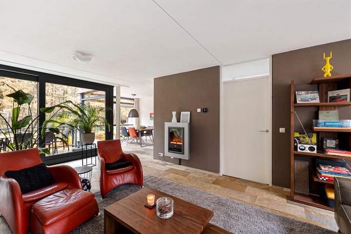 Foto 10 van Valtherlaan 257