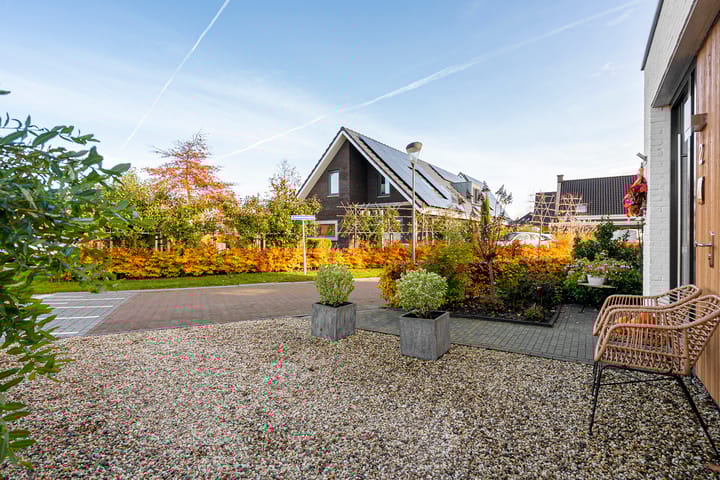 Foto 9 van Linnenweversgilde 2