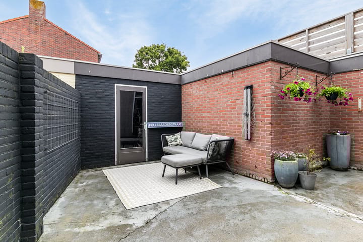 Foto 2 van Hellebardierstraat 5