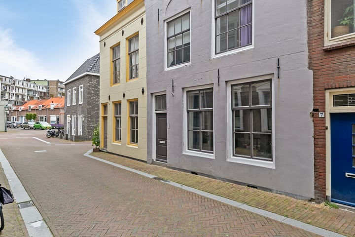 Bekijk foto 34 van Hellebardierstraat 5