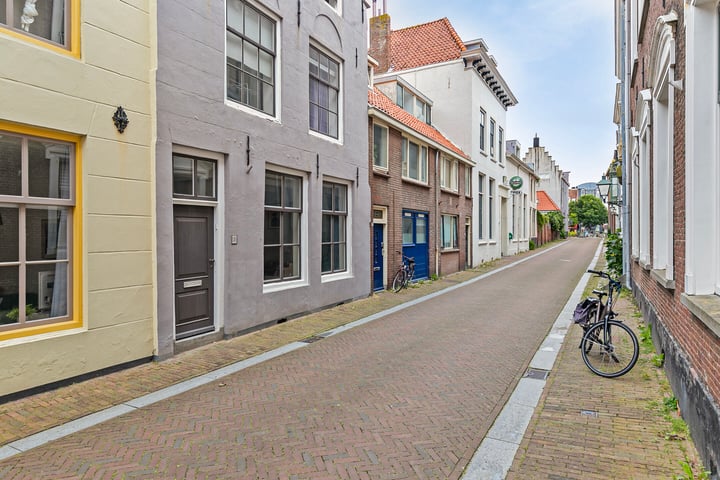 Bekijk foto 35 van Hellebardierstraat 5