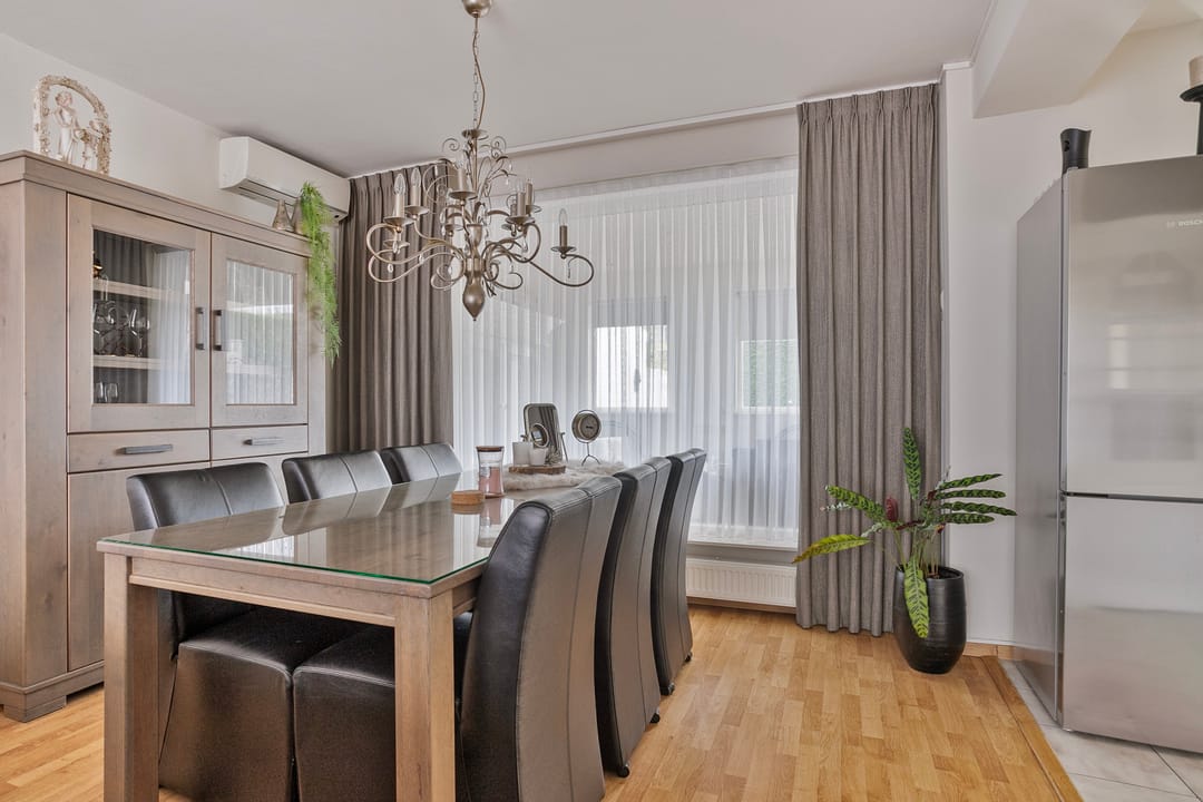 Photo 13 of Johannes Vermeerlaan 84