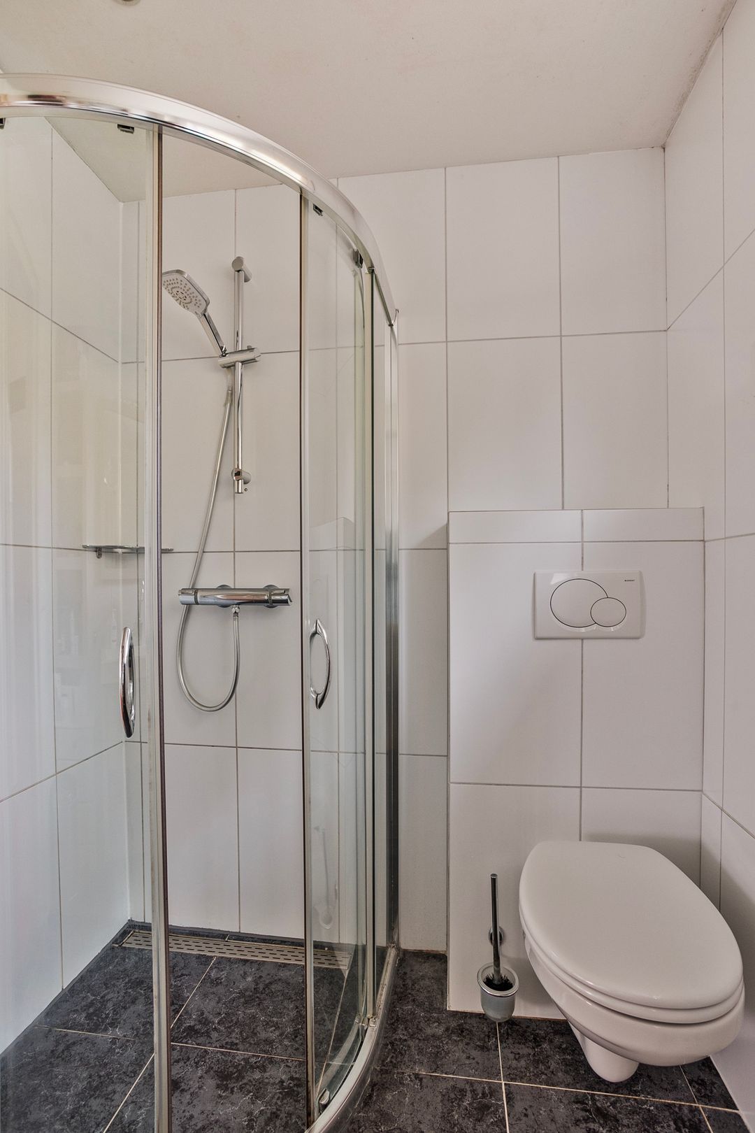 Photo 32 of Johannes Vermeerlaan 84