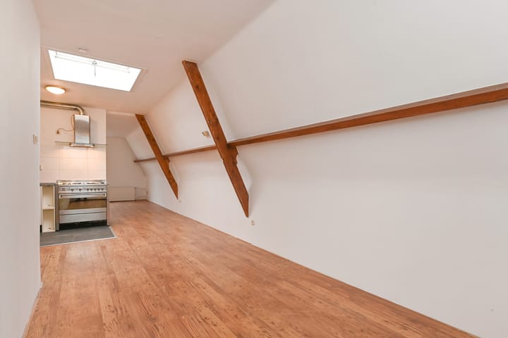 Foto 21 van Weimarstraat 114-B