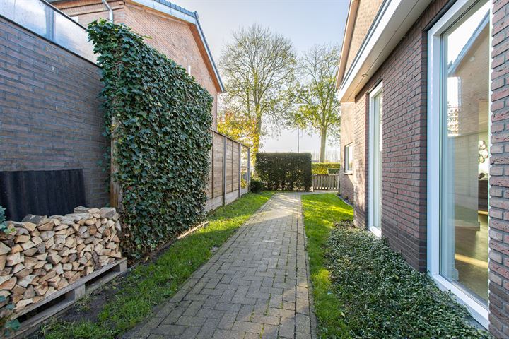 View photo 66 of Geerhofstraat 14