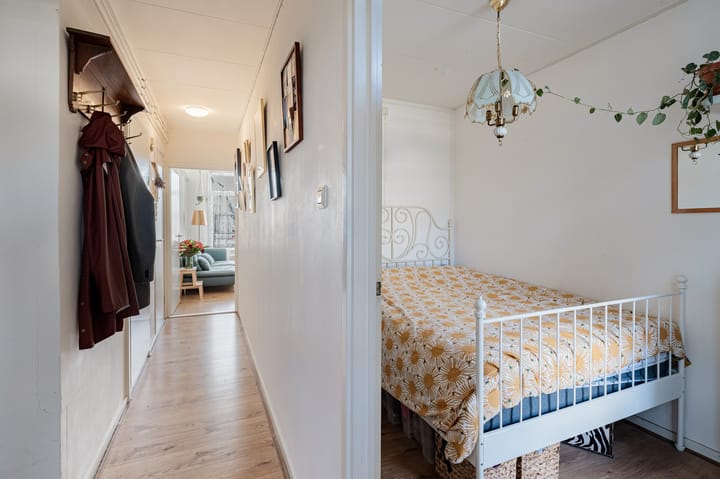 Photo 4 of Spaarndammerstraat 18-H