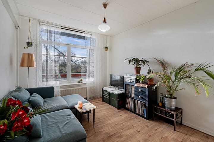 Photo 5 of Spaarndammerstraat 18-H