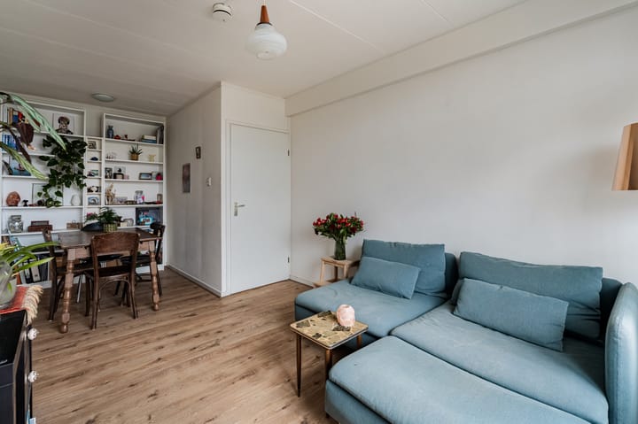 Photo 7 of Spaarndammerstraat 18-H