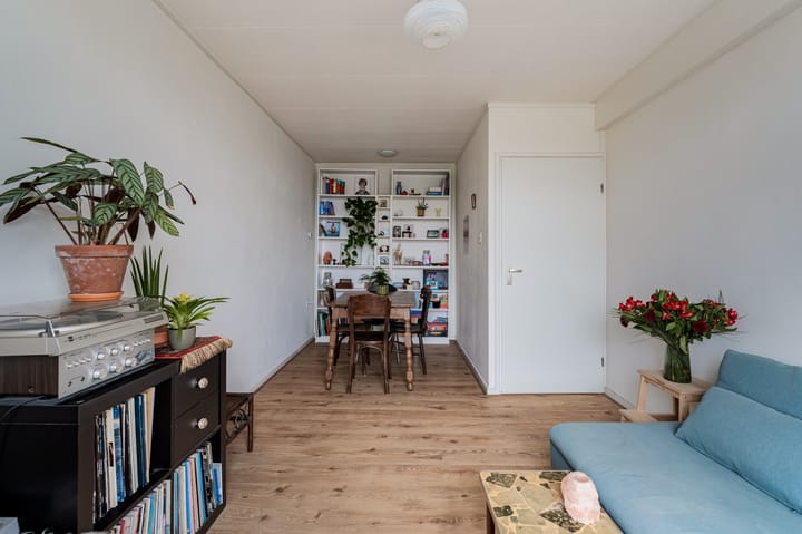 Photo 8 of Spaarndammerstraat 18-H