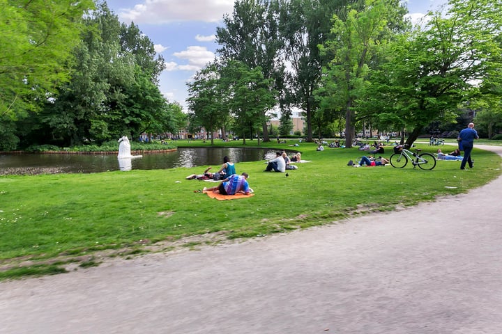 Bekijk foto 25 van Spaarndammerstraat 18-H